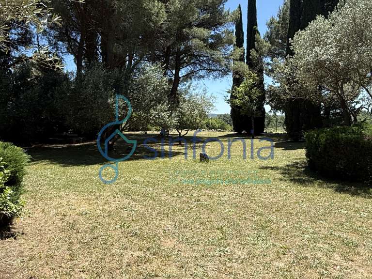 Maison Uzès - 4 chambres - 215m²