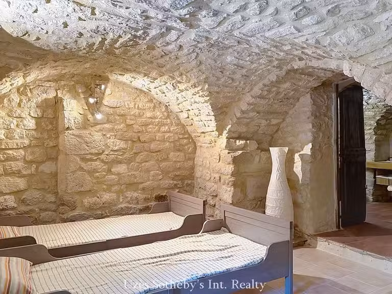 Maison Uzès - 7 chambres - 259m²