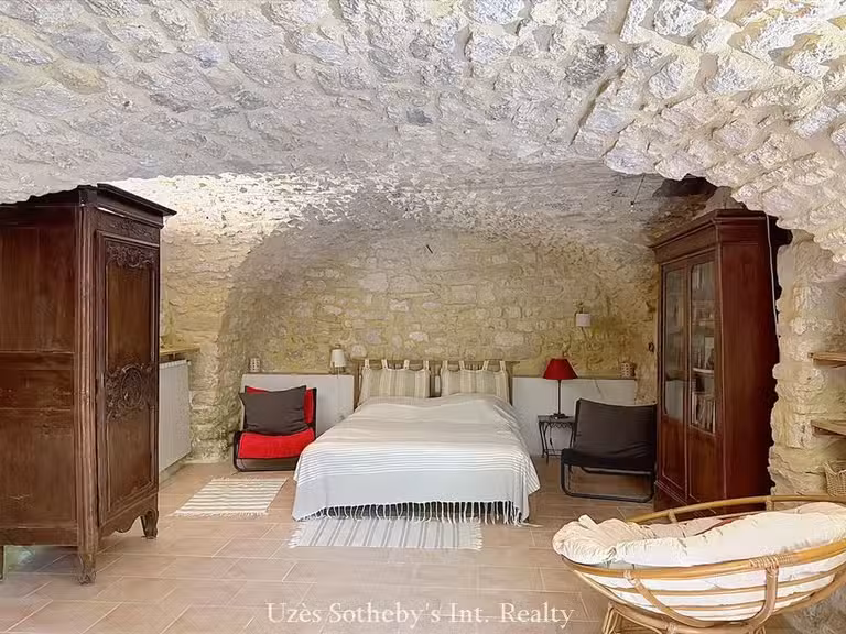 Maison Uzès - 7 chambres - 259m²