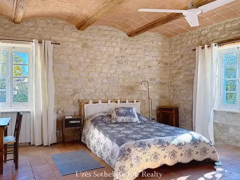 Maison Uzès - 7 chambres - 259m²