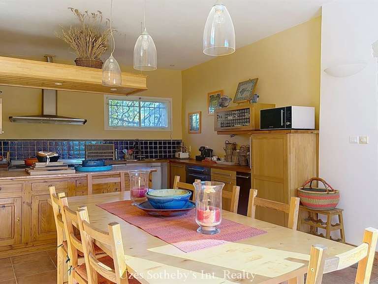 House Uzès - 7 bedrooms - 259m²