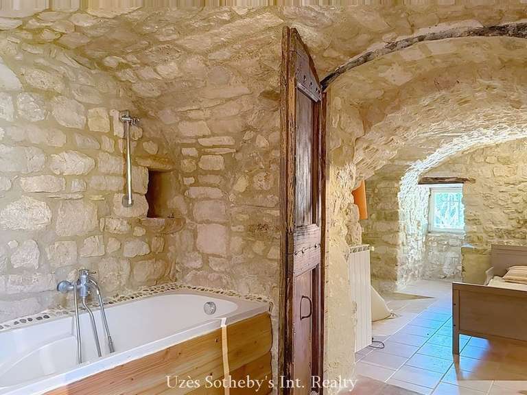 Maison Uzès - 7 chambres - 259m²