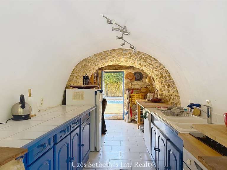 House Uzès - 7 bedrooms - 259m²