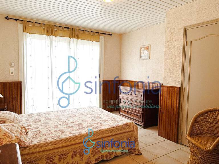 House Uzès - 6 bedrooms - 250m²