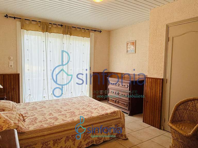 House Uzès - 6 bedrooms - 250m²