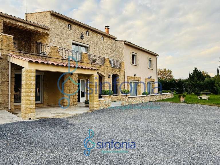 House Uzès - 6 bedrooms - 250m²