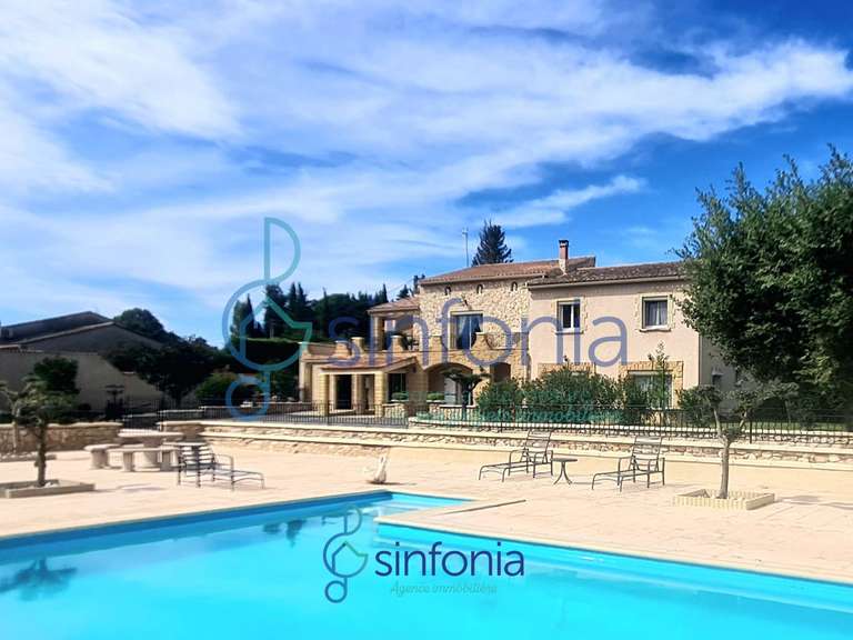 House Uzès - 6 bedrooms - 250m²