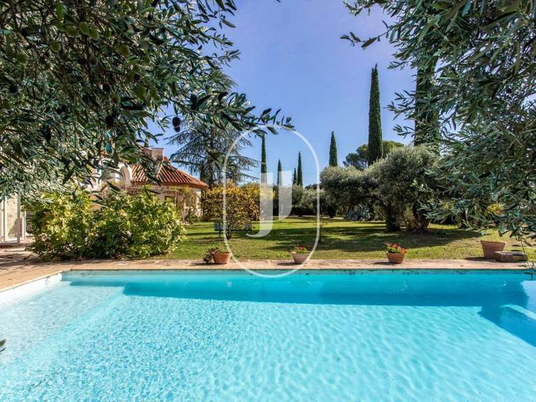House Uzès - 5 bedrooms - 401m²