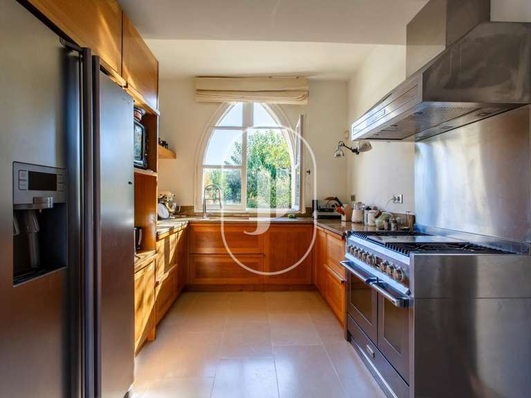 Maison Uzès - 7 chambres - 600m²