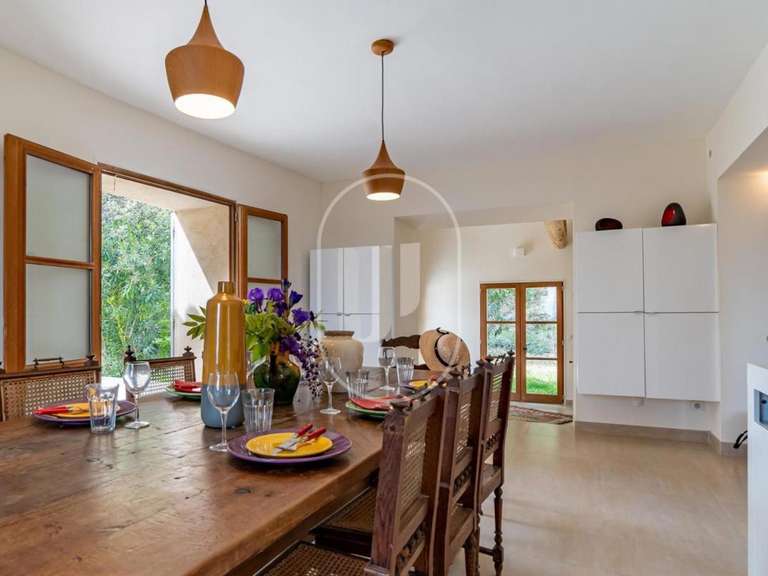 House Uzès - 8 bedrooms - 300m²