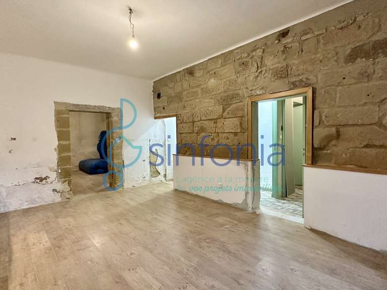 Maison Uzès - 6 chambres - 207m²