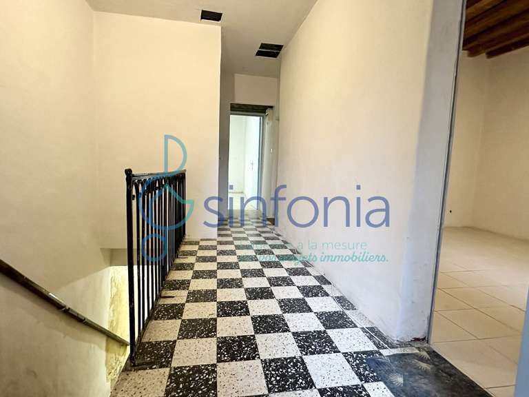 Maison Uzès - 6 chambres - 207m²