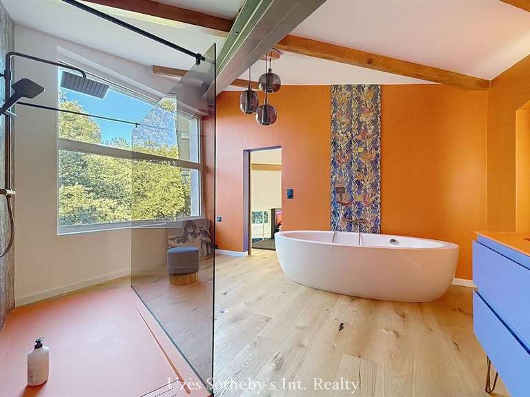 House Uzès - 6 bedrooms - 330m²