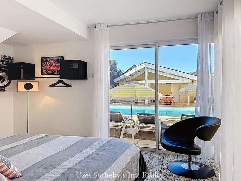 Maison Uzès - 6 chambres - 330m²