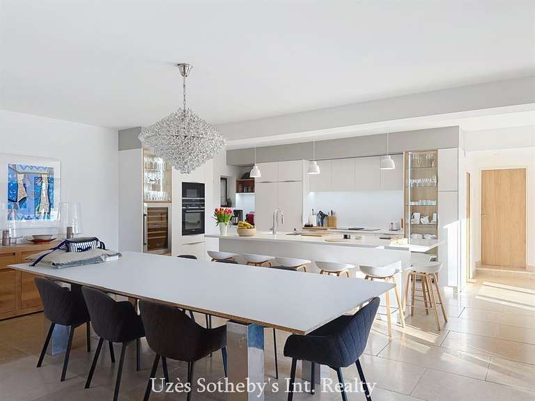 Maison Uzès - 5 chambres - 330m²