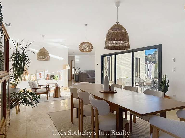 Maison Uzès - 4 chambres - 222m²