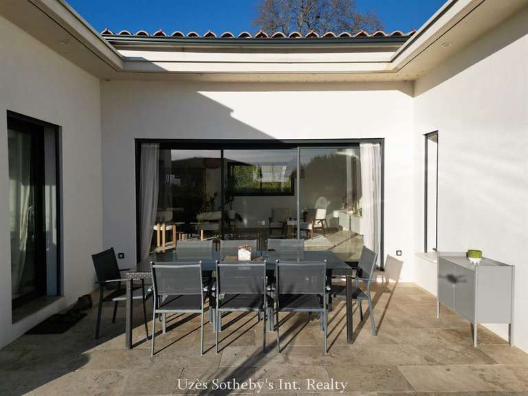 Maison Uzès - 4 chambres - 222m²