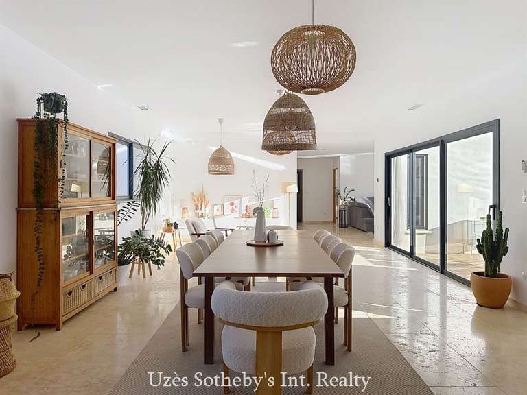 Maison Uzès - 4 chambres - 222m²