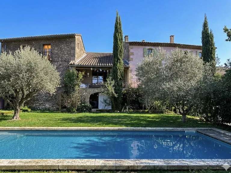 Maison Uzès - 6 chambres - 626m²