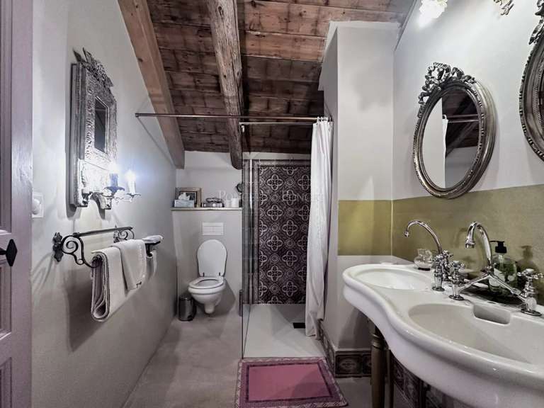 Maison Uzès - 6 chambres - 626m²