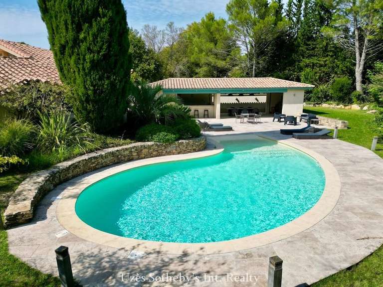 Maison Uzès - 6 chambres - 200m²