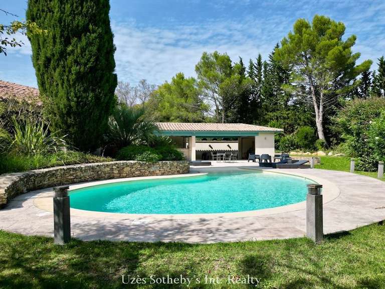 Maison Uzès - 6 chambres - 200m²