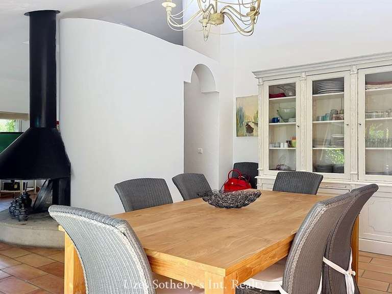 Maison Uzès - 6 chambres - 200m²