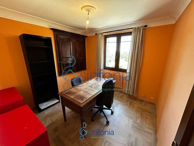 Maison Uzès - 5 chambres - 246m²