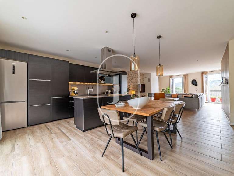 Maison Uzès - 7 chambres - 257m²