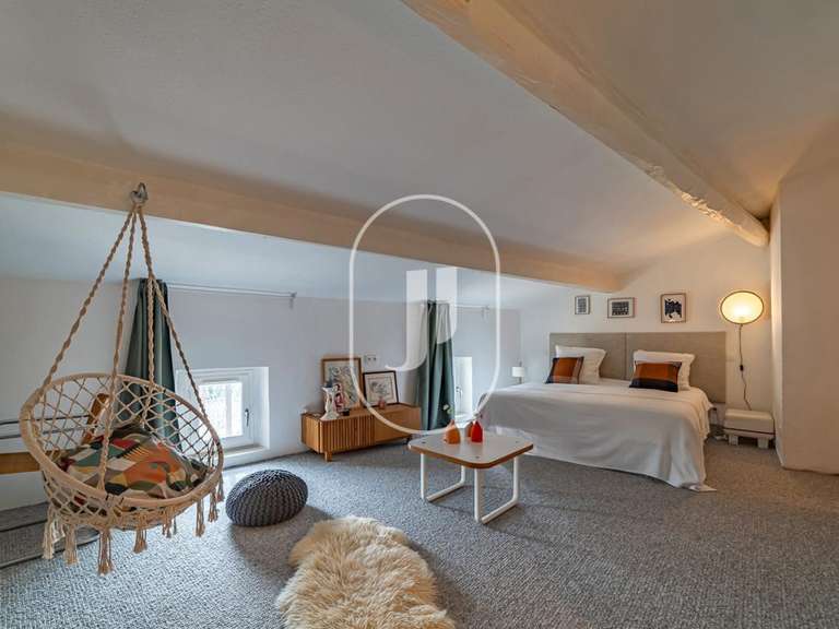 Maison Uzès - 7 chambres - 257m²