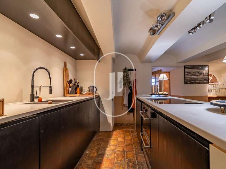 Maison Uzès - 5 chambres - 224m²