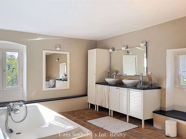 House Uzès - 5 bedrooms - 300m²