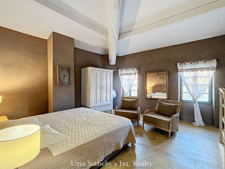 Maison Uzès - 7 chambres - 400m²