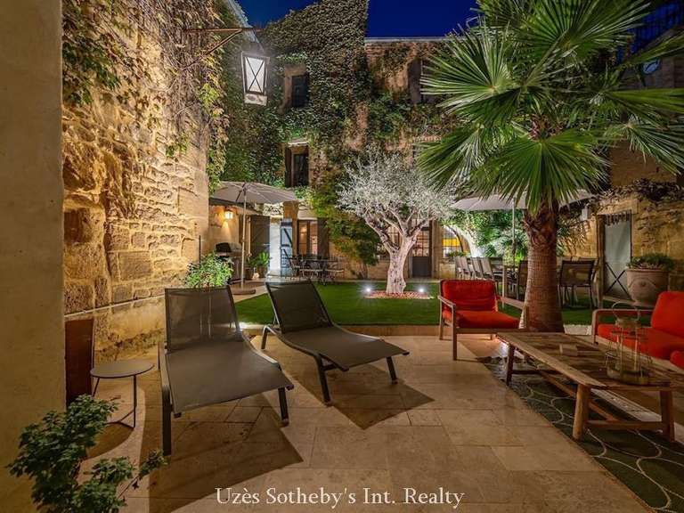 Maison Uzès - 7 chambres - 400m²