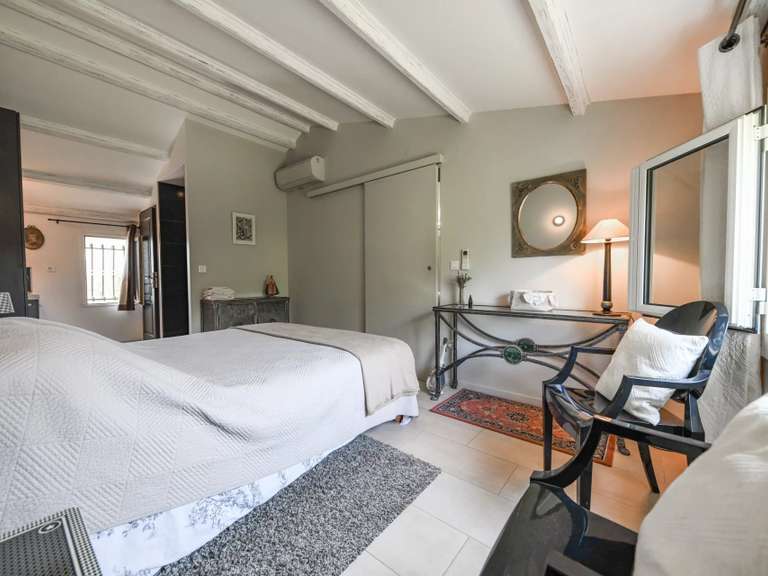 Maison Uzès - 3 chambres - 199m²