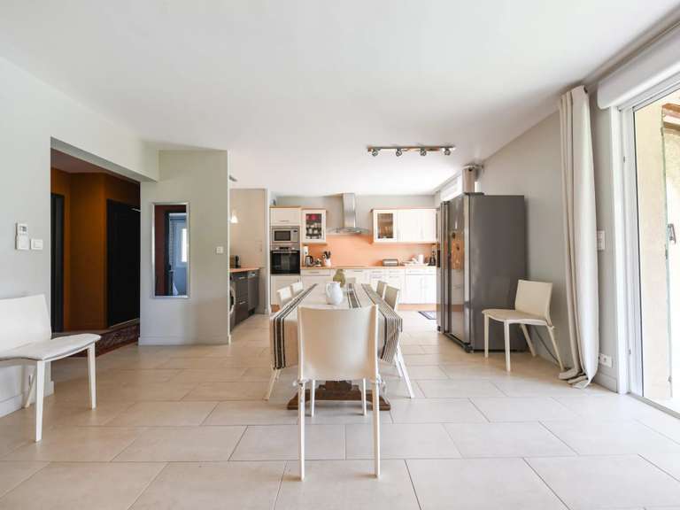 Maison Uzès - 3 chambres - 199m²