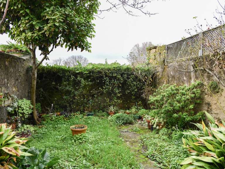 Maison Uzès - 3 chambres - 313m²