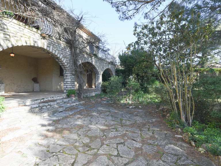 House Uzès - 8 bedrooms - 325m²