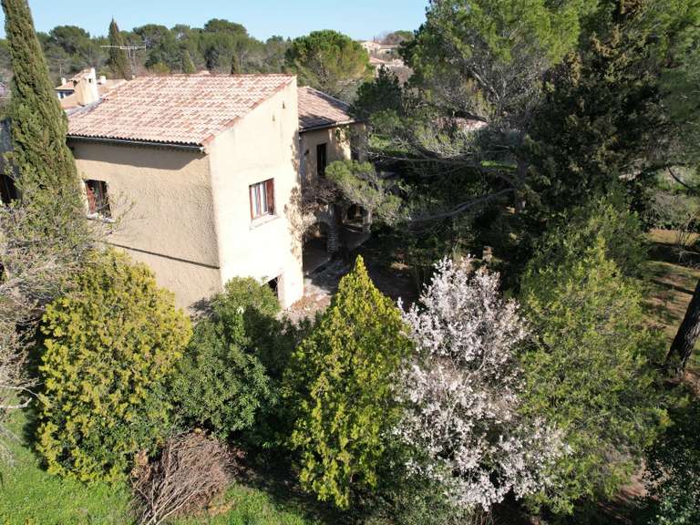 House Uzès - 8 bedrooms - 325m²