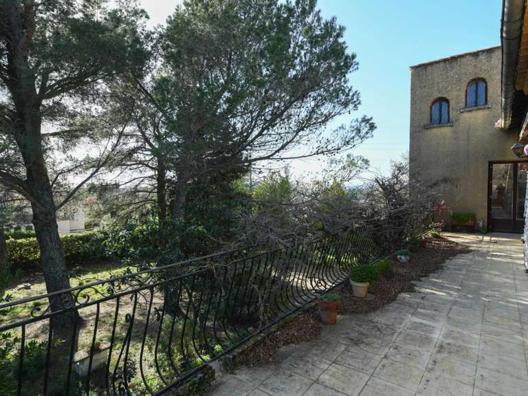 House Uzès - 8 bedrooms - 325m²