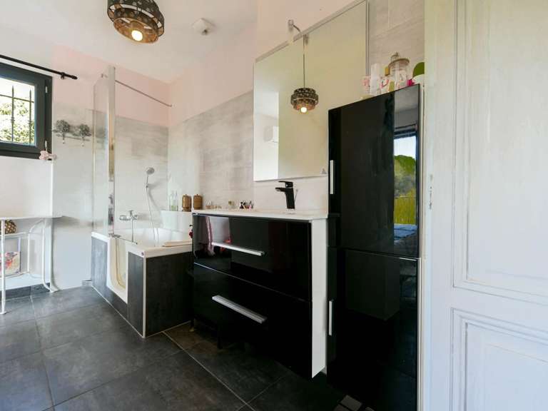 House Uzès - 4 bedrooms - 164m²