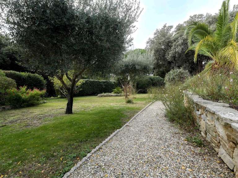 Maison Uzès - 7 chambres - 307m²