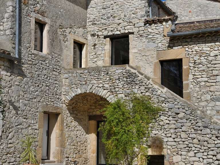 Maison Uzès - 4 chambres - 337m²