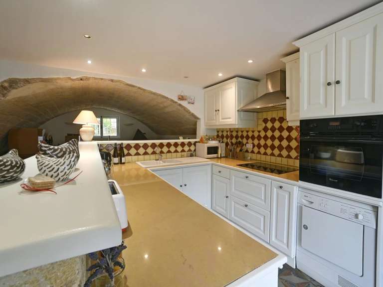 Maison Uzès - 7 chambres - 379m²