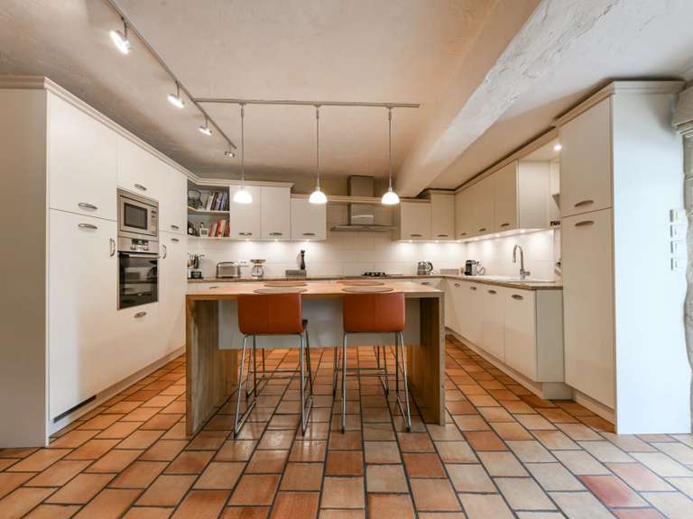 Maison Uzès - 5 chambres - 367m²