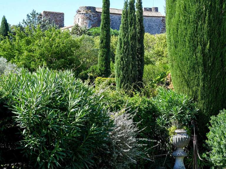 Maison Uzès - 3 chambres - 369m²