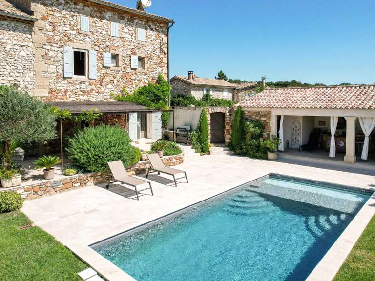 Maison Uzès - 3 chambres - 369m²