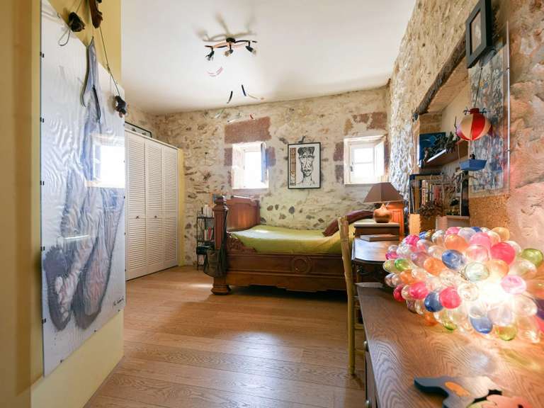 Maison Uzès - 3 chambres - 369m²