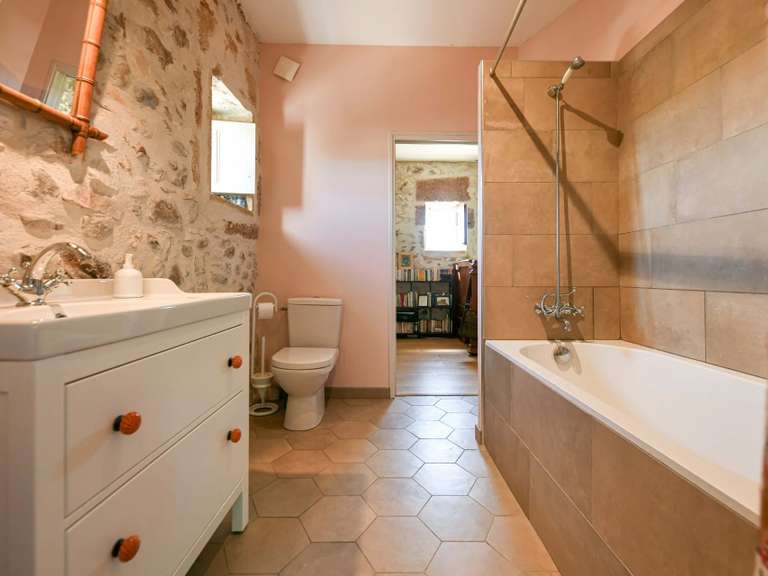 Maison Uzès - 3 chambres - 369m²