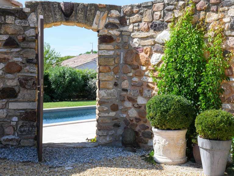 Maison Uzès - 3 chambres - 369m²